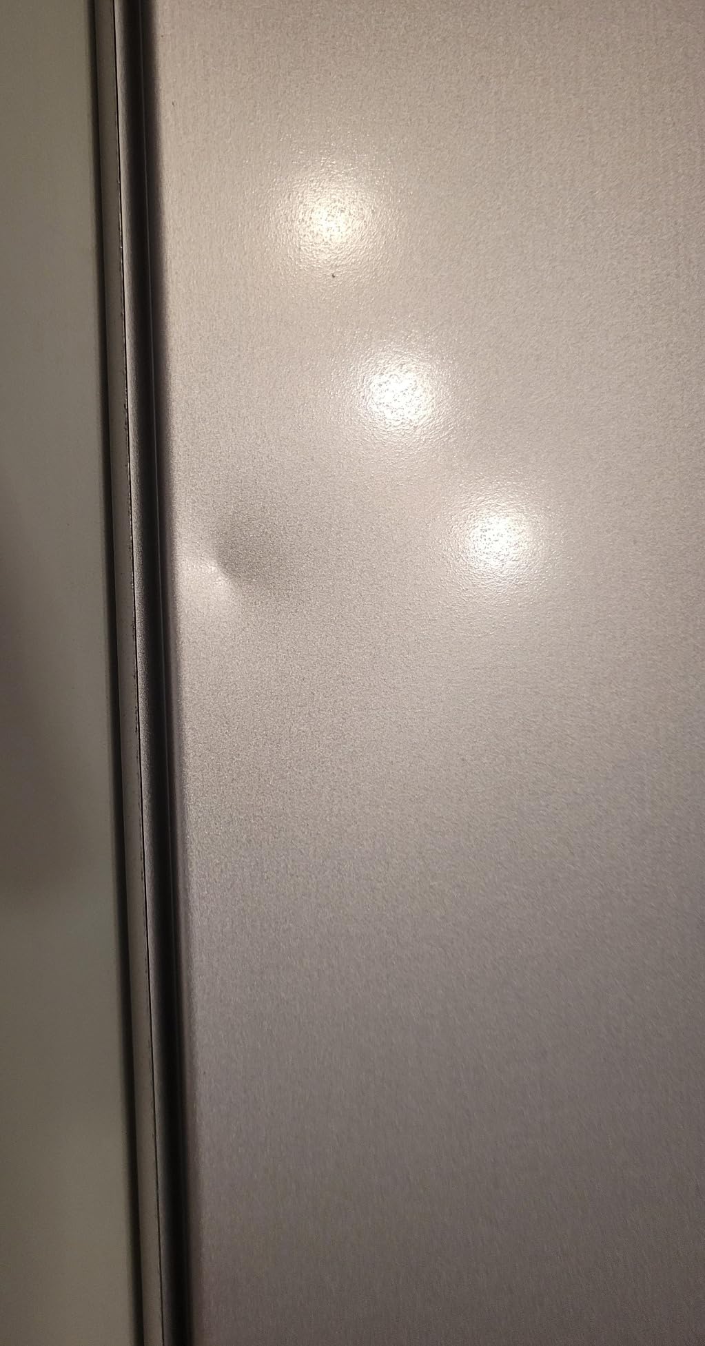 Stabil und weiß